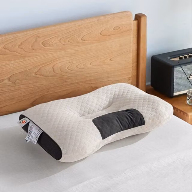 Livingandhome Premium Knitted Pillow in White, Breathable and Antibacterial for All-Season Sleep Support
