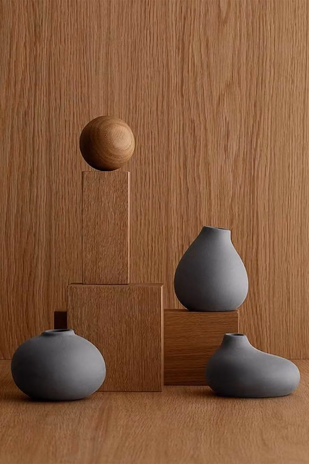 Blomus Nona Set of 3 Porcelain Vases in Grey – 1