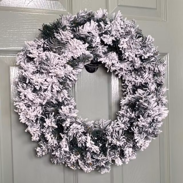 Premier Woodcote Flocked Pine Christmas Wreath, Diameter: 50 cm – 1