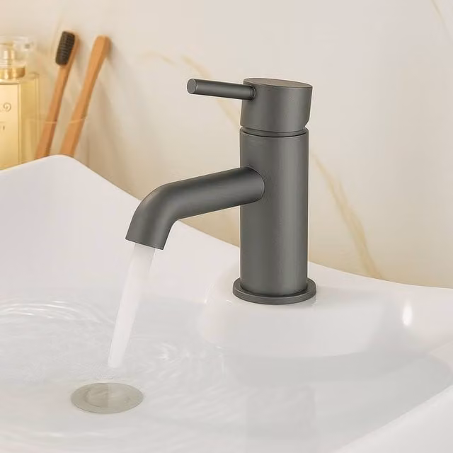 Bathroom Kingdom Chepstow Single Lever Basin Mixer Tap with Pop Up Waste in Gunmetal Grey