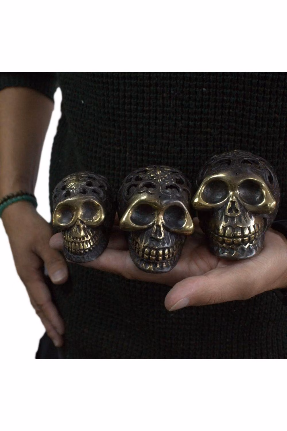 KDMD Vintage Brass Skull Ornament in Gold – 3