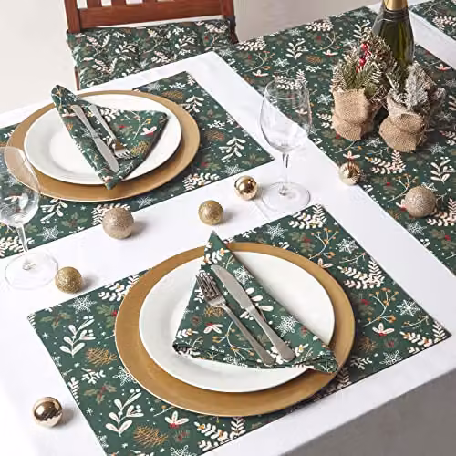 Homescapes Cotton Round Christmas Tablecloth in Green Floral Festive Forest, Diameter: 178 cm – 5