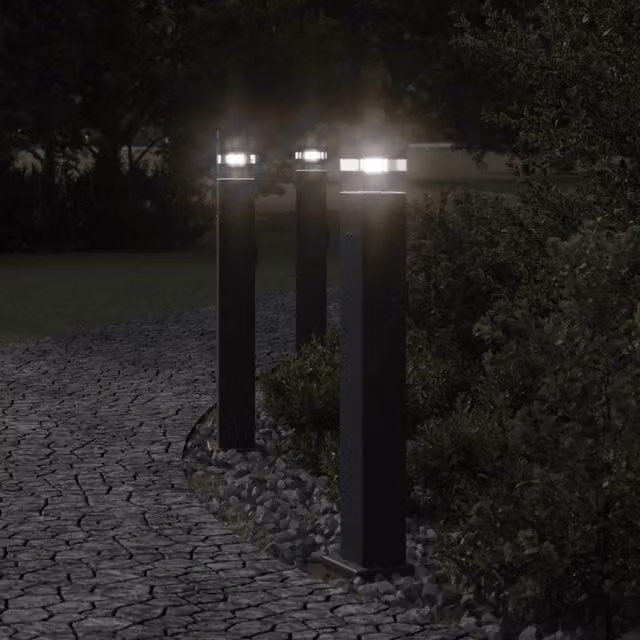 Berkfield Home Set of 3 Black Aluminium Outdoor Floor Lamps with Outlet, Height: 80 cm – 1