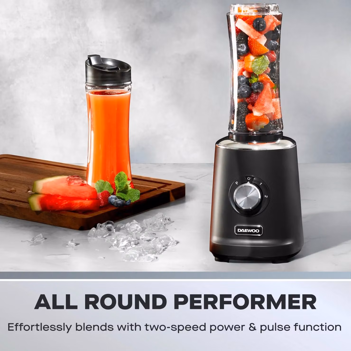 Daewoo VertiBlend 500W Smoothie Maker Blender in Black with 2 x 600 ml Travel Cups – 3