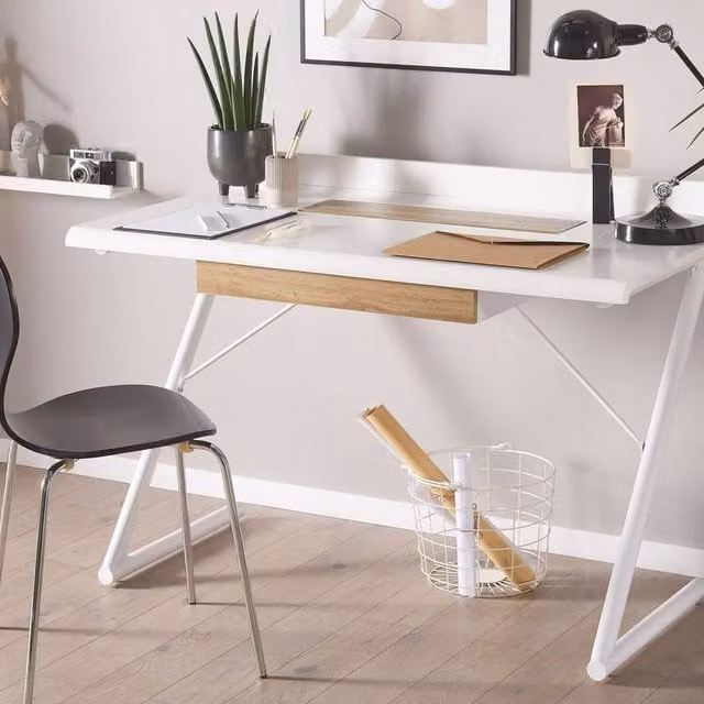 Wyld and Coco White Scandinavian Writing Desk with Grommet, W: 120 cm, D: 60 cm, H: 84 cm