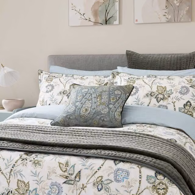 Bedeck of Belfast Emira Kingsize Cotton Percale Duvet Cover and Pillowcase Set in Multicolour Green and Turquoise Graphic Design, W: 180 x L: 200 cm
