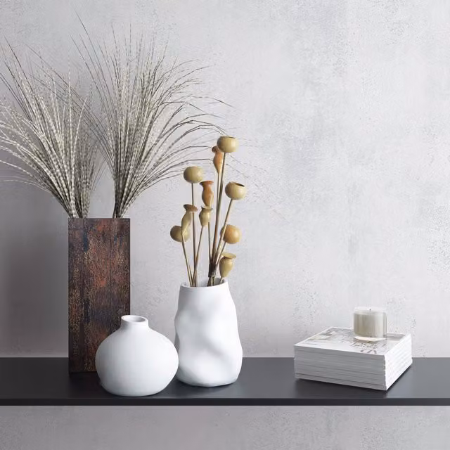 Galerie Industrial Effects Abstract Painted Concrete Look Wallpaper in Grey