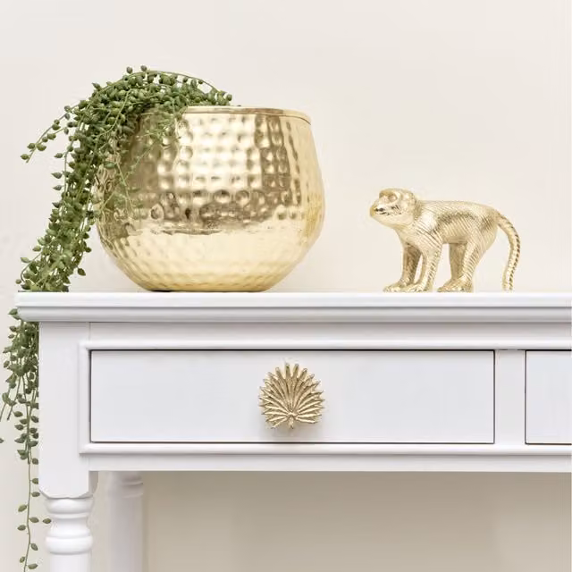 Melody Maison Polished Gold Brass Palm Leaf Drawer Knob