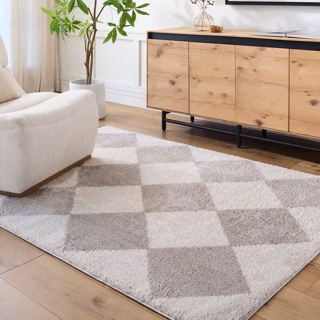 Livabliss Fossay Shag Washable Diamond Pattern High Pile Rug in Mid Grey, W: 140 cm, L: 200 cm