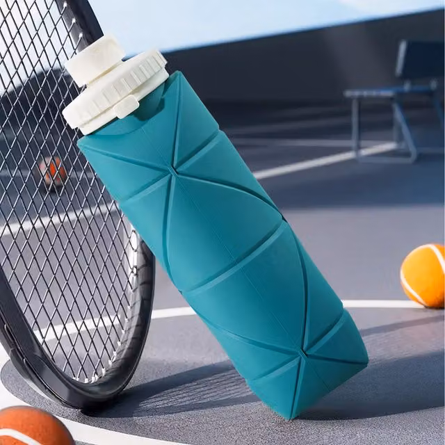 Lifeideas Collapsible Silicone Water Bottle with Screw Cap, Green