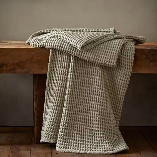 Pineapple Elephant Jaipur Chunky Waffle Cotton Throw Blanket in Green, W/D/H: 150 x 200 cm – 1