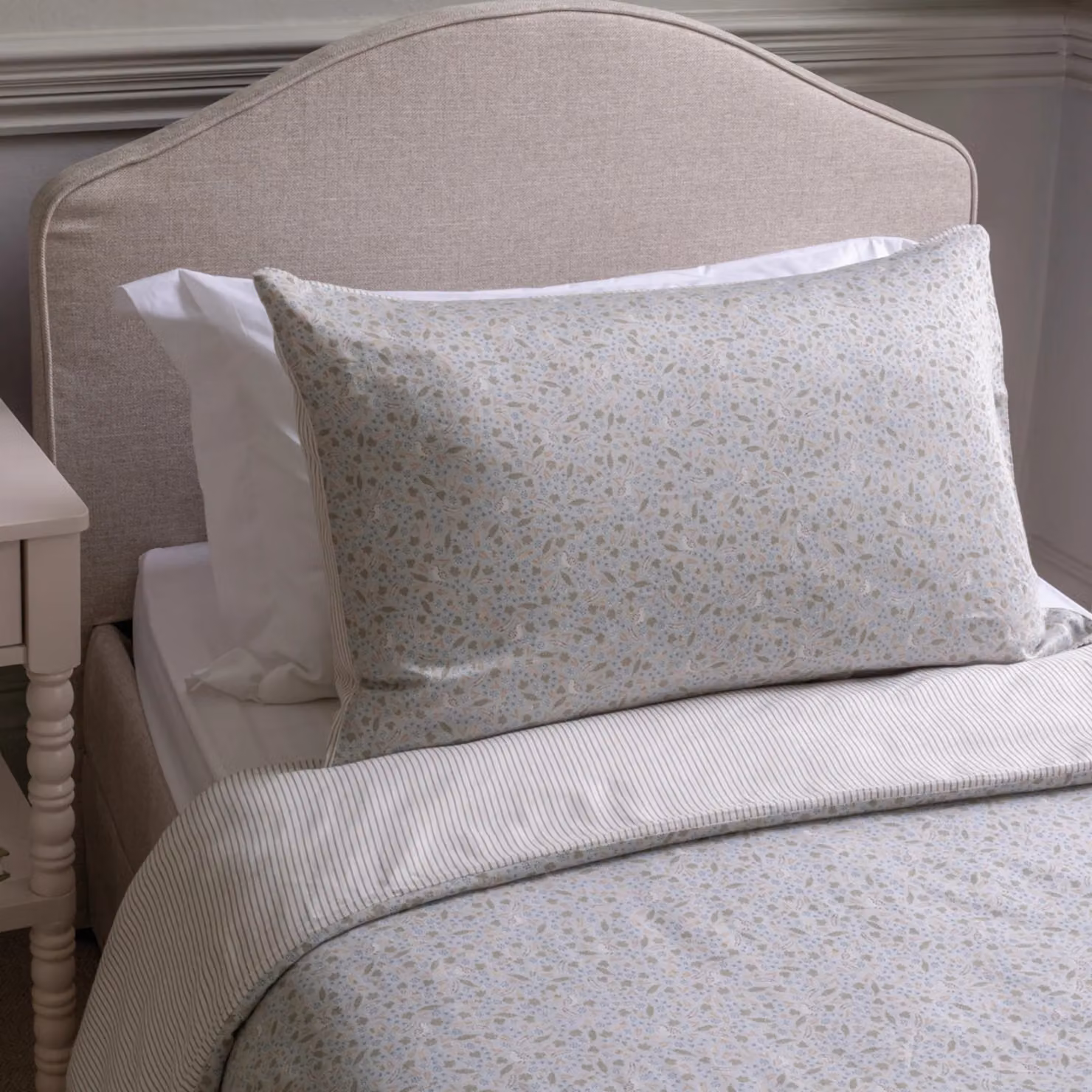 Avery Row Organic Cotton Mako Satin Single Bedding Set, Nature Trail, Multicolour, W/D/H: 140 x 200 cm and 50 x 70 cm – 2