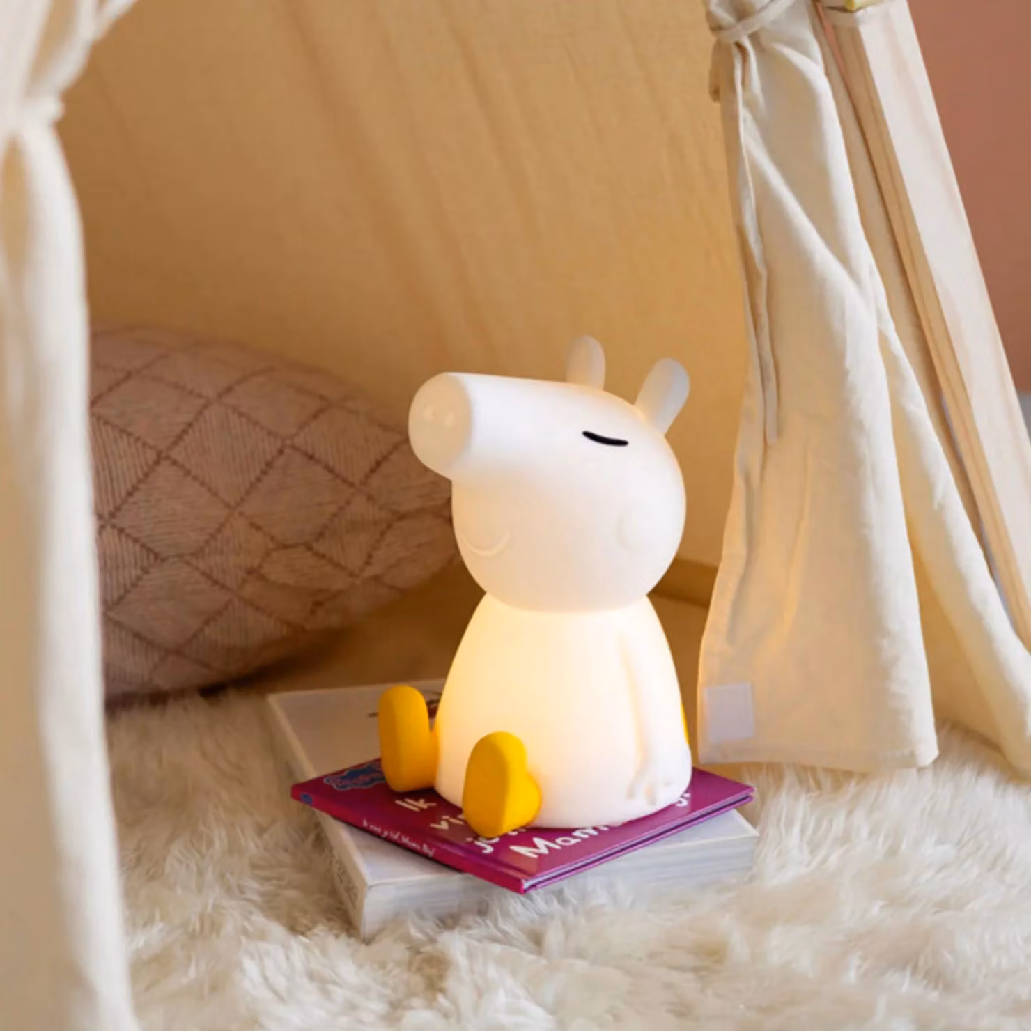 Mr. Maria Peppa Pig First Light Night Light in Yellow and White, W/D/H: 22.0 x 14.0 x 14.0 cm – 3