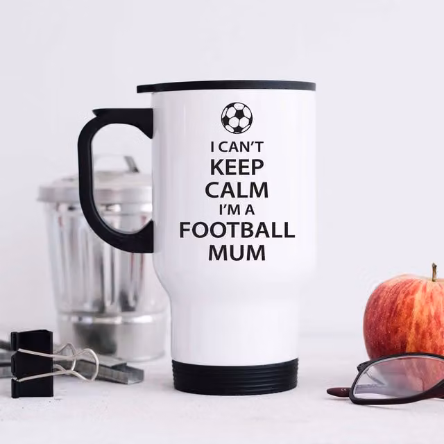 60 Second Makeover Women's I Can't Keep Calm I'm a Football Mum Metal Travel Mug in White