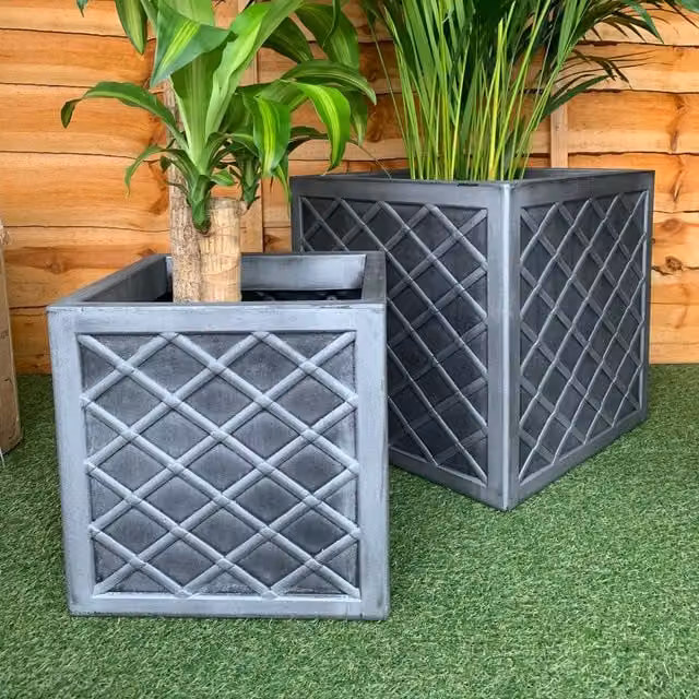 Strata Lazio Square Plastic Planter Lattice Set in Slate Grey, W: 39 cm and W: 32 cm