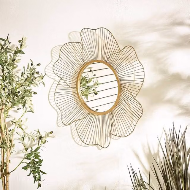 FurnitureboxUK Flora Medium Round Floral Garden Mirror in Gold, Diameter: 80 cm