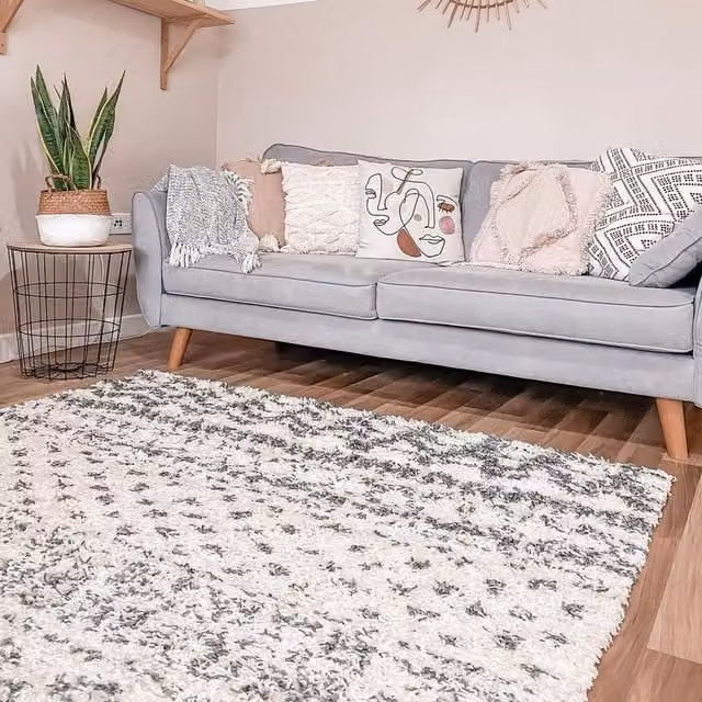 The Rug House Scandi Aztec Tribal Shaggy Area Rug in White, W: 160 cm, D: 110 cm