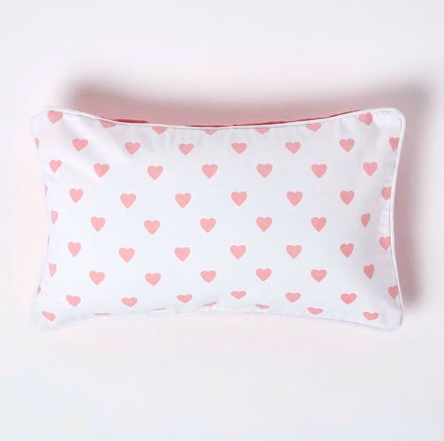 Homescapes Cotton Heart Cushion Cover in Pink and White, W: 50 cm