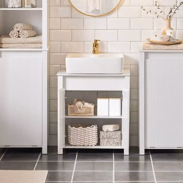 SoBuy Modern White Under Sink Bathroom Cabinet with Hinged Doors and Internal Shelves – 1
