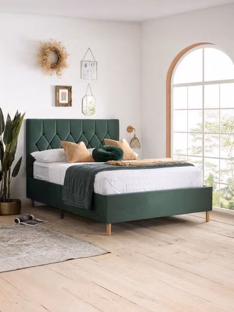 Birlea Loxley Upholstered Velvet Bed in Green, Size: 140 x 200 cm