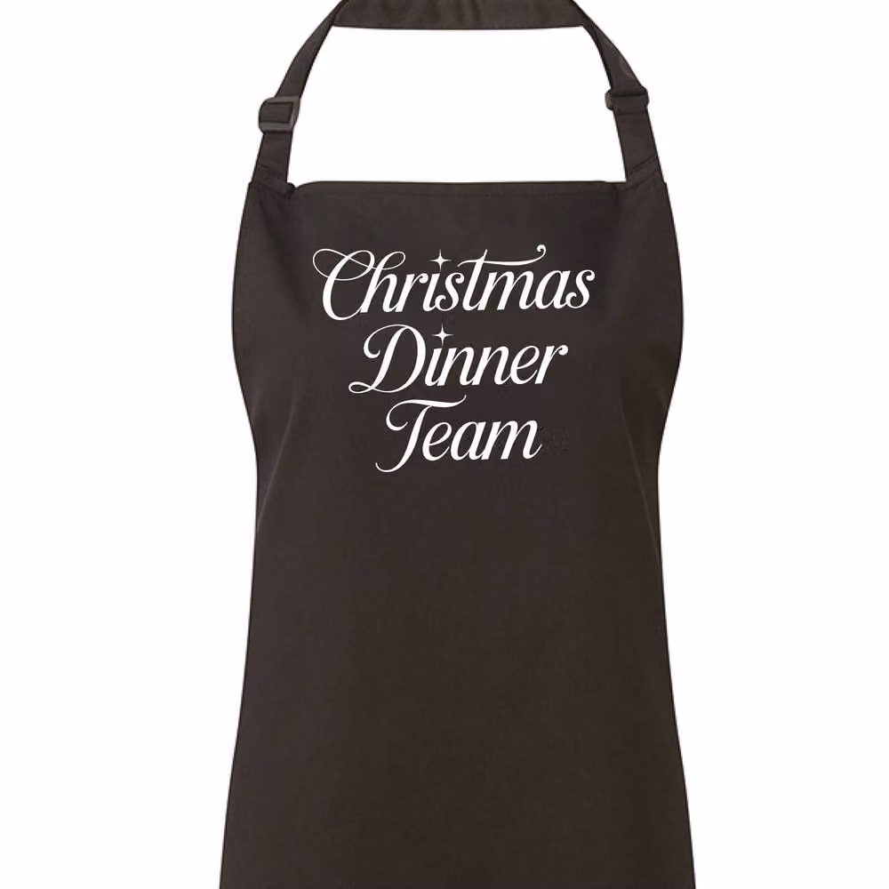 60 SECOND MAKEOVER Christmas Dinner Cooking Team Apron in Black – 2