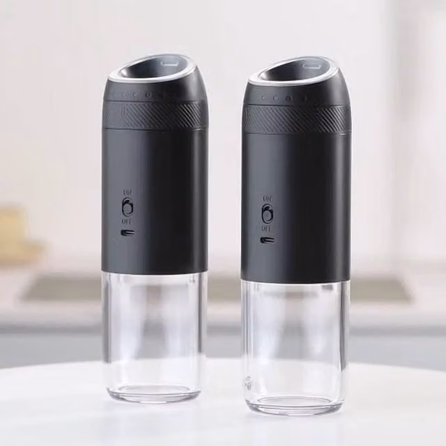 FLAVORA Rechargeable Gravity Electric Salt and Pepper Grinder in Black – 1