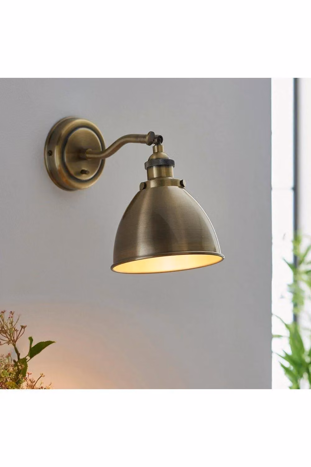Netlighting Franklin Adjustable Metal Wall Lamp in Gold and Antique Brass – 2