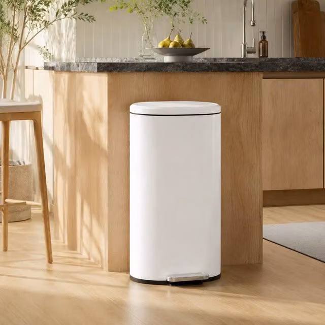 STILVORA 30L White Kitchen Pedal Bin with Soft-Close Lid and Removable Inner Bucket – 1