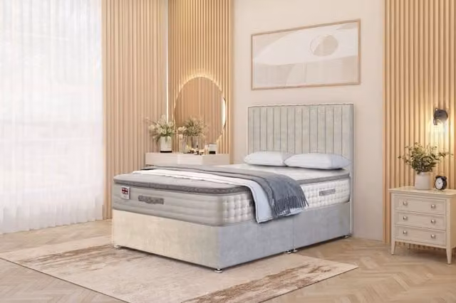 Somnior Eleanor Plush Divan Bed Set with Pillowtop Hybrid Mattress and 54 inch Headboard in Silver, W/D/H: 120 x 200 cm