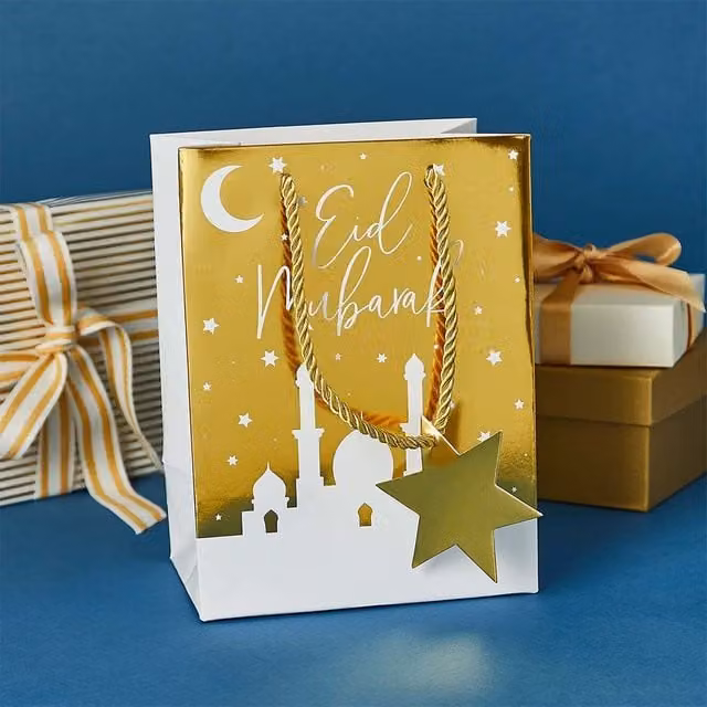 Club Green Eid Mubarak Gold Paper Gift Bags, Pack of 5 – 1