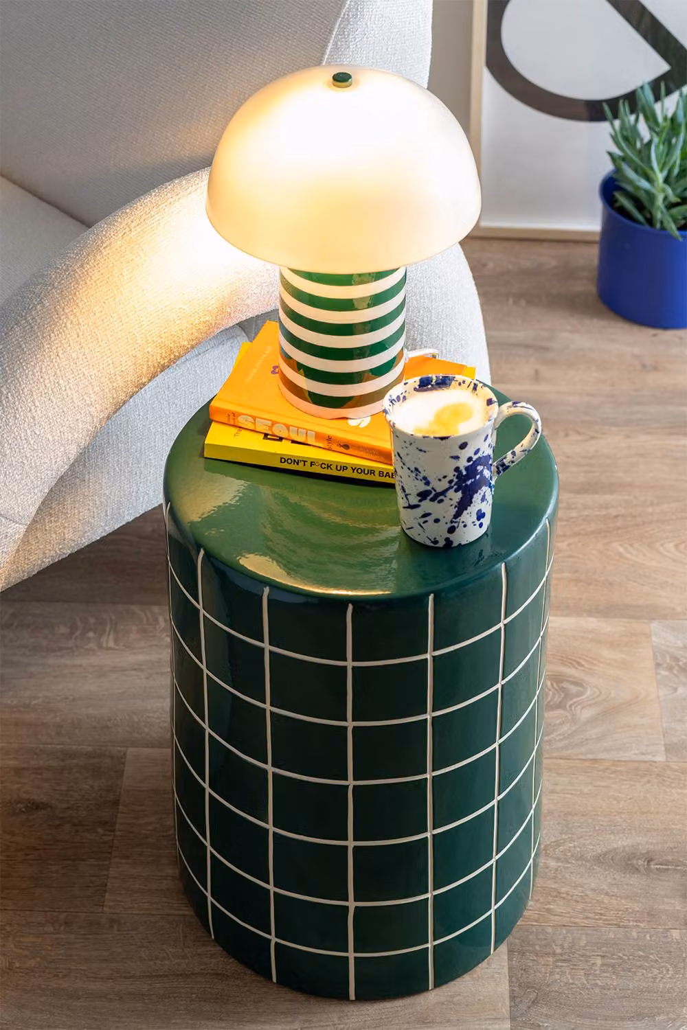 PRESENT TIME Leitmotiv Iron Table Lamp Rayado Retro in Green and White – 2