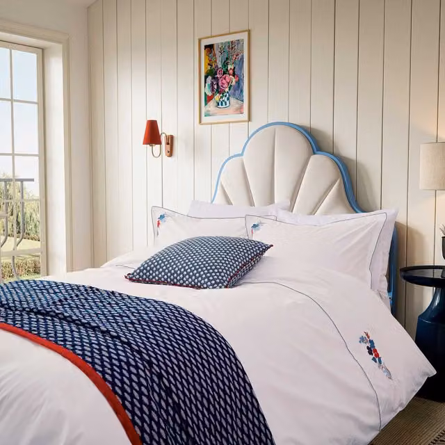 Land & Shore Fia Kingsize Cotton Percale Duvet Cover and Pillowcase Set, Blue, Red and White Floral Maritime Design, 180 x 200 cm