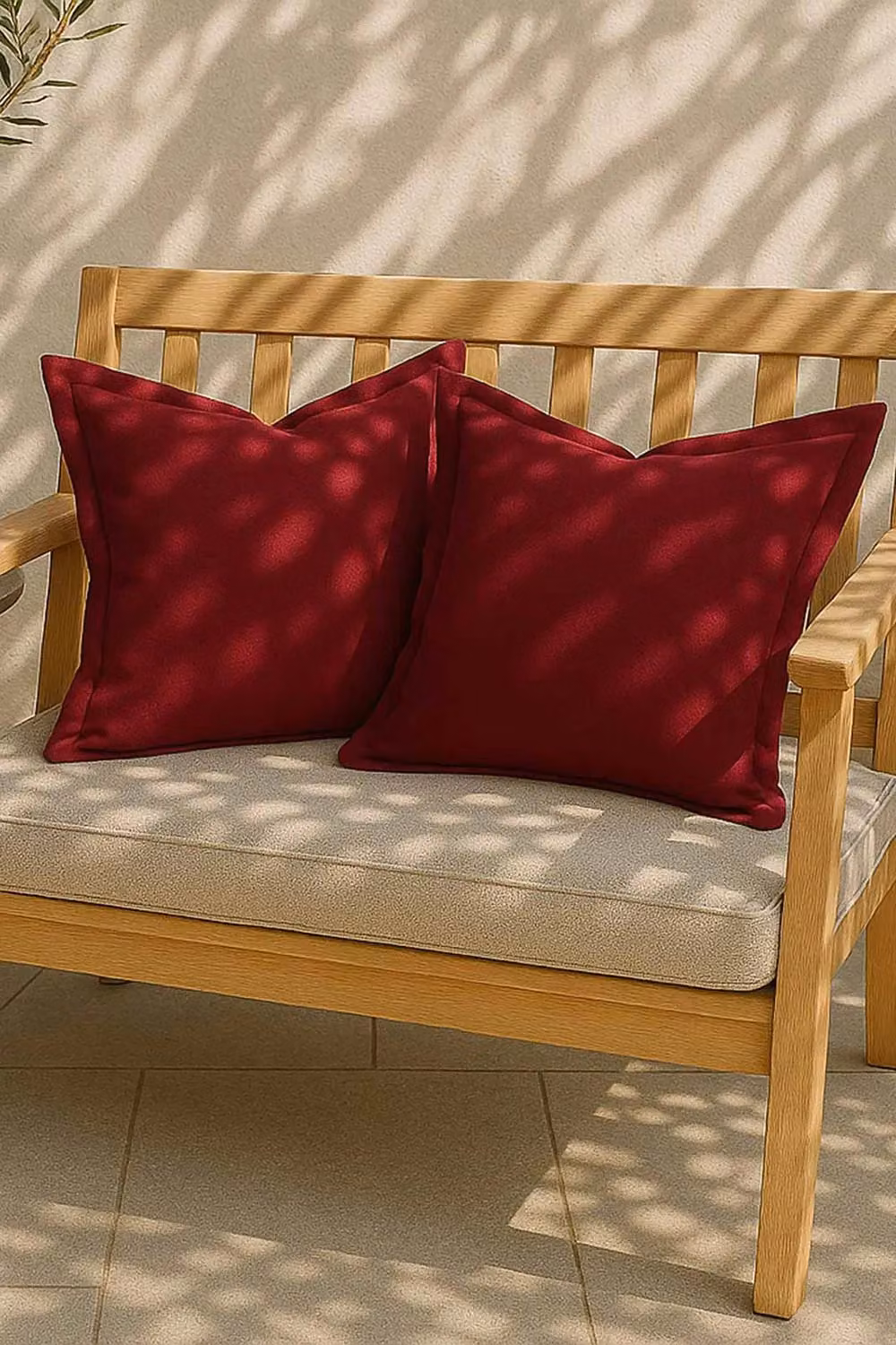 Homescapes Set of 2 Plain Red Waterproof Outdoor Square Cushions, W/D/H: 45 x 45 x 45 cm – 4
