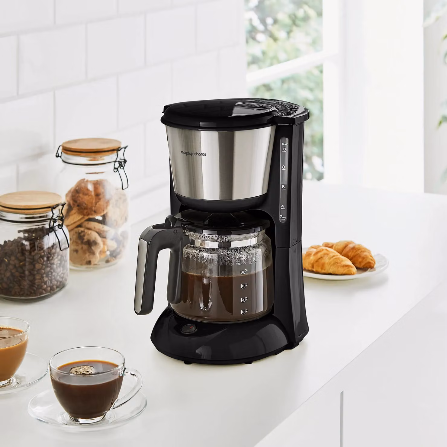 Morphy Richards Equip Filter Coffee Machine with Glass Jug in Black and Silver – 9