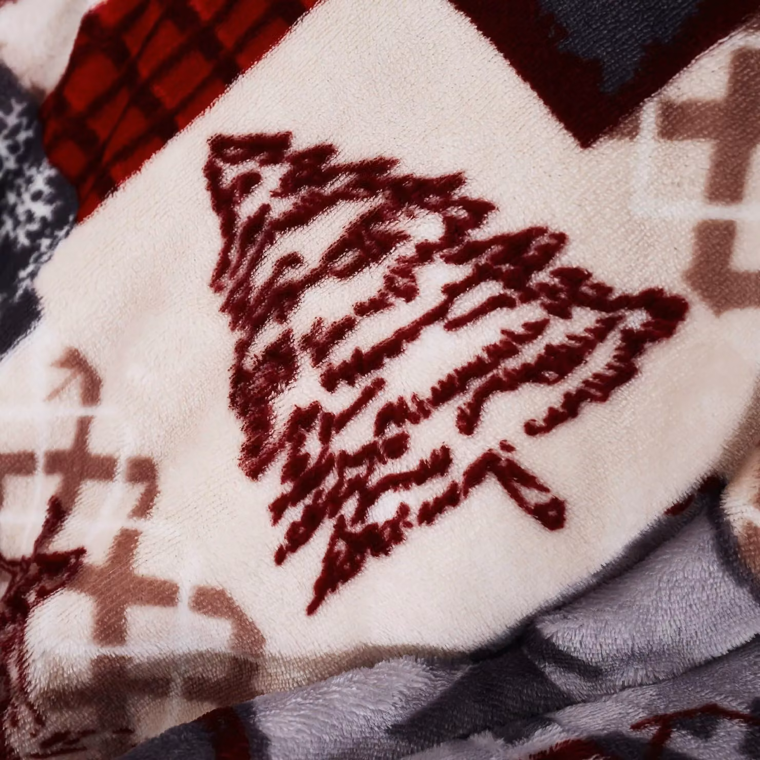 Happy Linen Company Christmas Patchwork Sherpa Fleece Flannel Throw Blanket in Red and Multicolour, W/D: 200 x 200 cm – 2