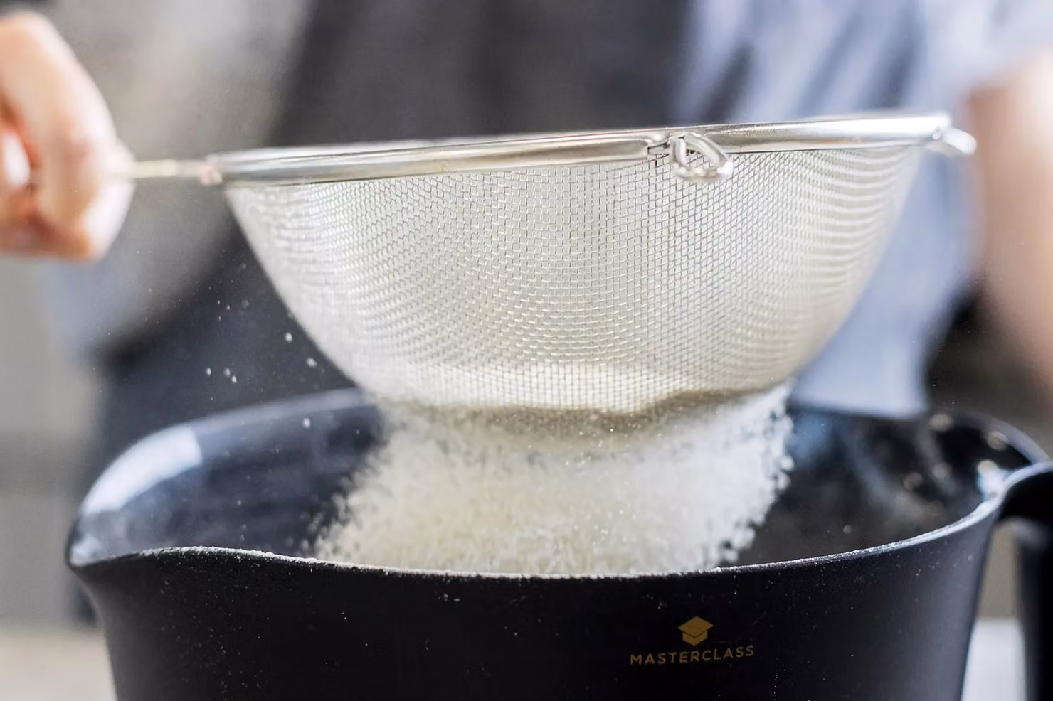 KitchenCraft Stainless Steel Round Mesh Sieve in Silver, 20cm – 3