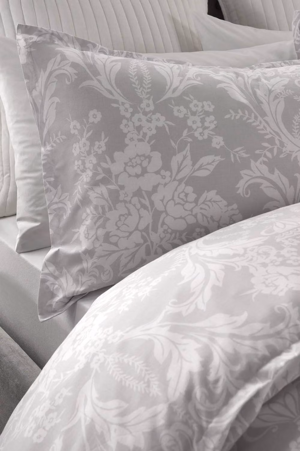 Samantha Faiers Home Darcy Silver Floral Reversible Polycotton Duvet Cover and Pillowcase Set, W/D/H: 180 x 200 cm – 2