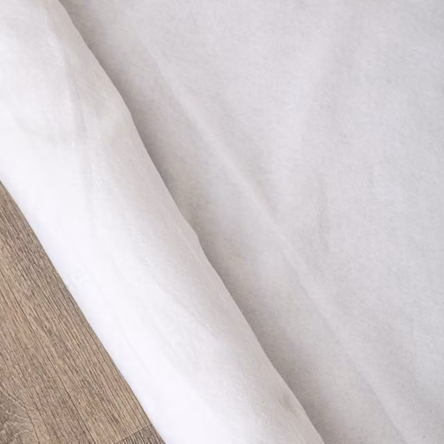 Samuel Alexander White Artificial Christmas Faux Snow Drape for Indoor Winter Displays, W: 0.9 m, L: 10 m