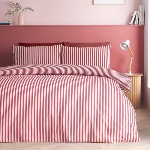 Catherine Lansfield Epping Reversible Striped Duvet Cover and Pillowcase Set, Red, W/D/H: 180 x 200 cm – 1