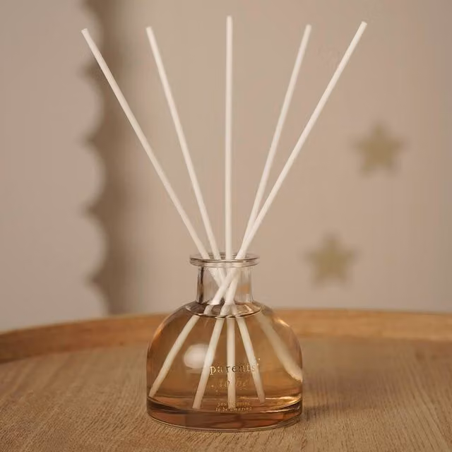 Bambino by Juliana Parents To Be Reed Diffuser, 150ml, Brown, White and Gold Glass Tabletop Diffuser with Fresh and Spicy Scent – 1