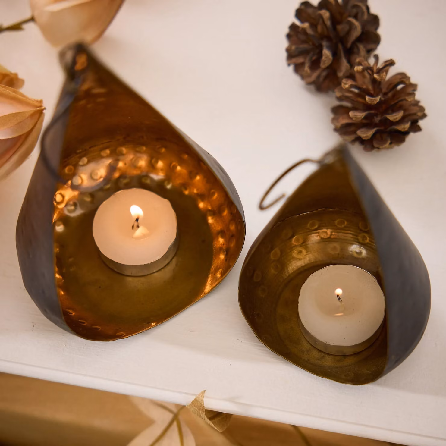 Dibor Set of 2 Brown Metal Brass Elegance Christmas Tealight Holders – 5