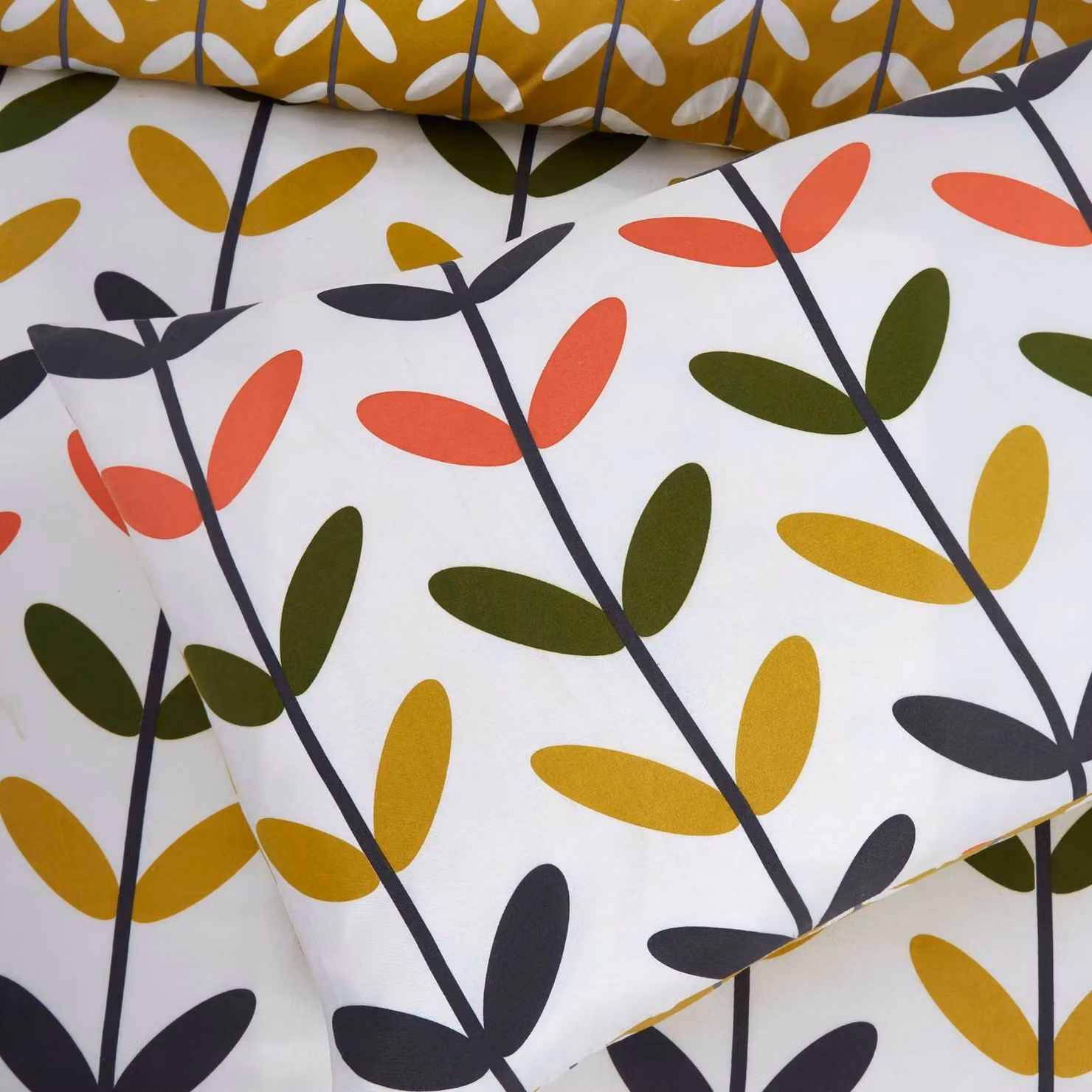 Rapport Home Jules Floral Microfibre Reversible Duvet Cover and Pillowcase Set, Multicolour and Yellow, W/D/H: 200 x 200 cm – 3