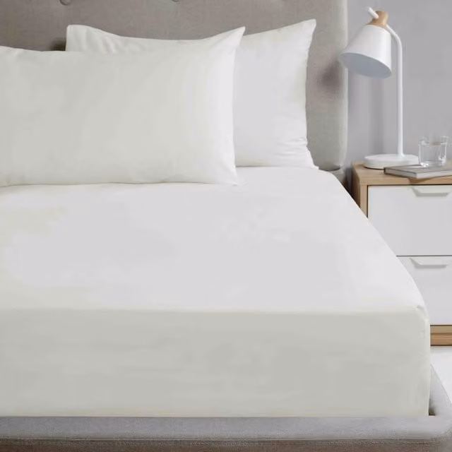 Rapport Home So Soft Microfibre House Wife Pillowcase in Cream