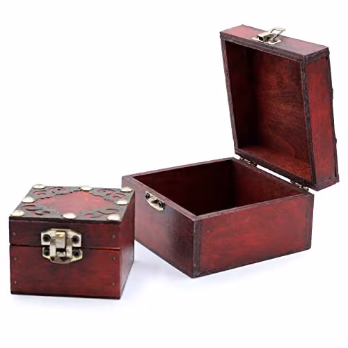 KDMD Set of 2 Vintage Gothic Square Wood and Metal Boxes in Red – 2