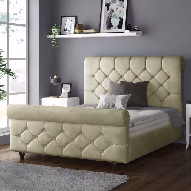 IH Design Jasmine Chesterfield Sleigh Bed Frame in Light Green Plush Velvet, Double (140 x 200 cm)