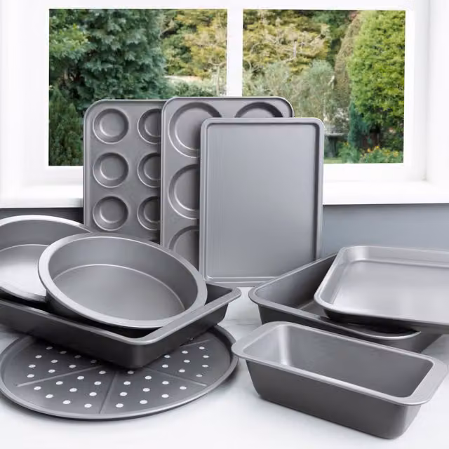 Baker and Salt Classic Non-Stick 10 Piece Medium Family Bakeware Set in Silver and Grey