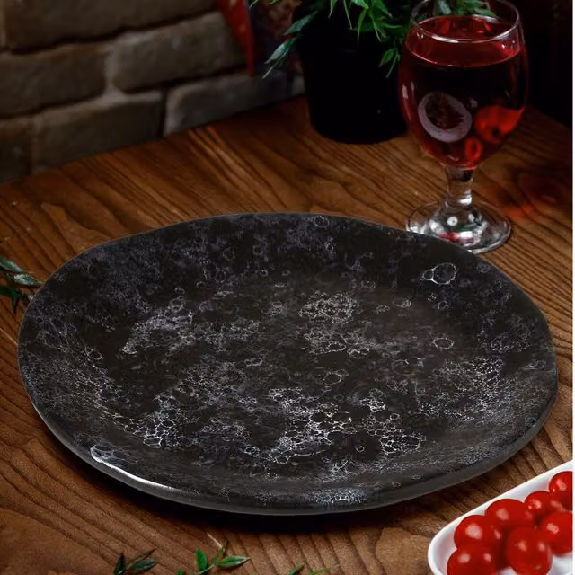 Orsina Black Marble Effect Stoneware Pizza Plate with White Veining – 1