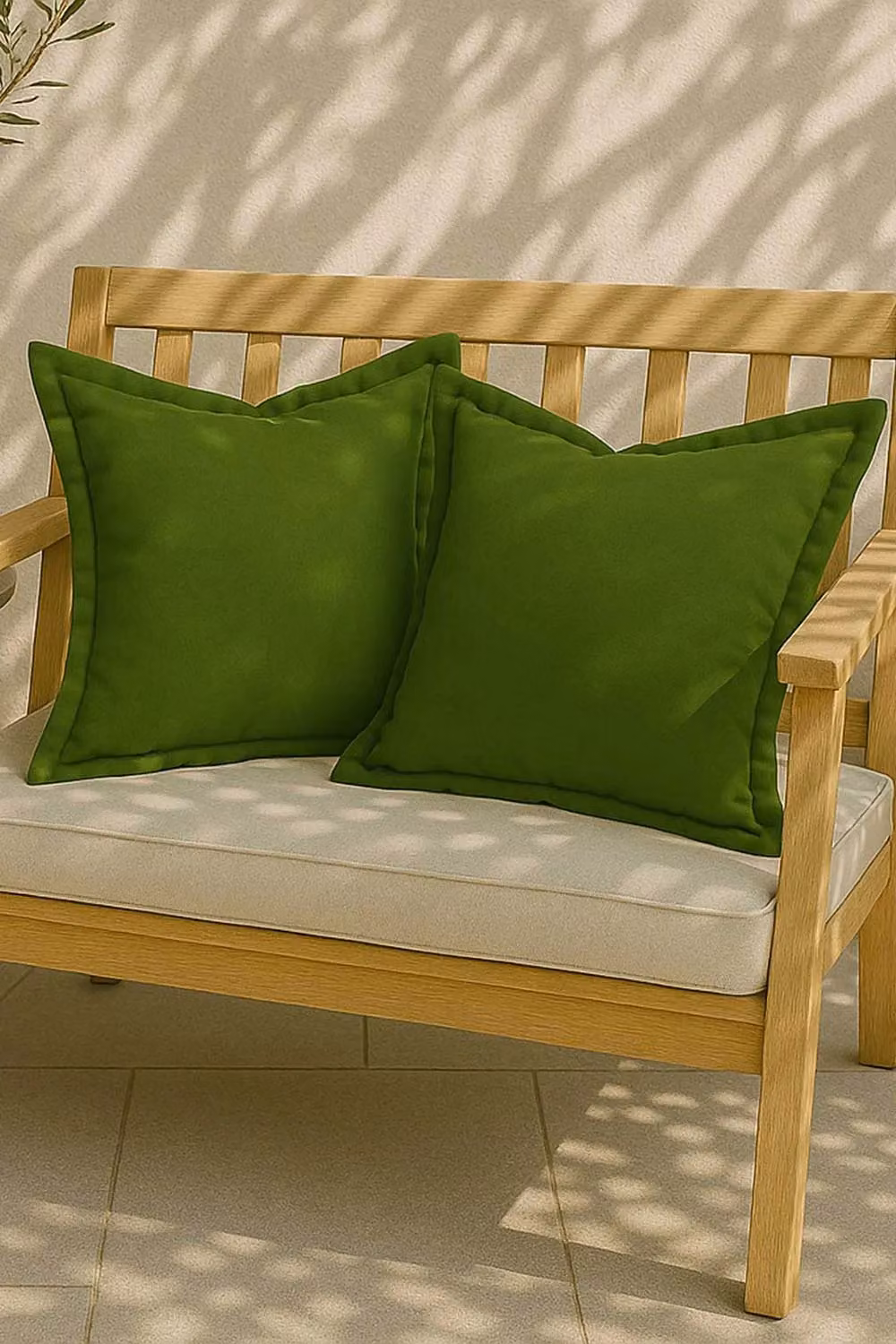 Homescapes Set of 2 Plain Green Waterproof Outdoor Cushions, W/D/H: 45 x 45 x 45 cm – 4