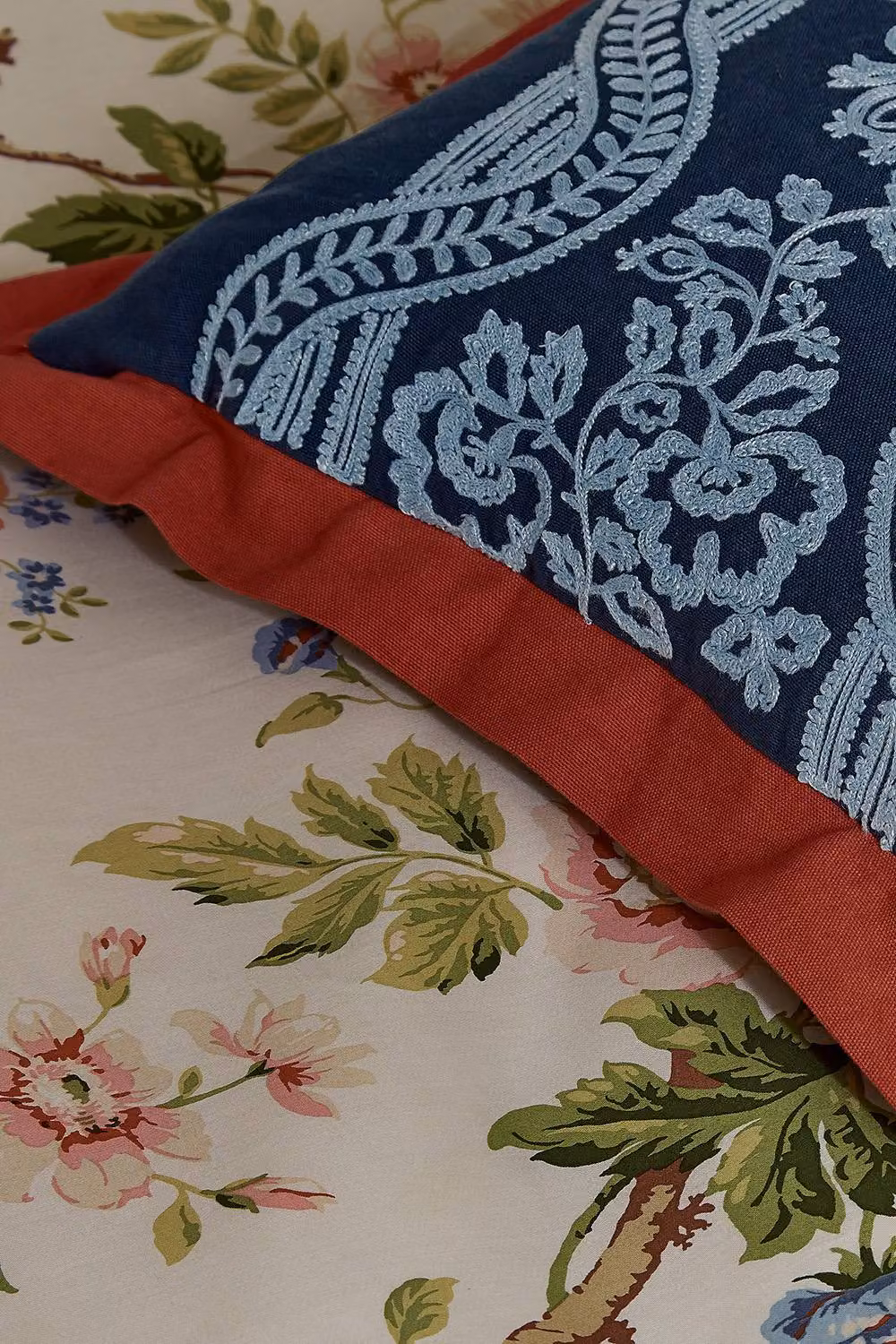 Sanderson Aubrey & Hykenham Floral Cotton Square Cushion in Blue and Red, W/D/H: 45 x 45 x 45 cm – 3