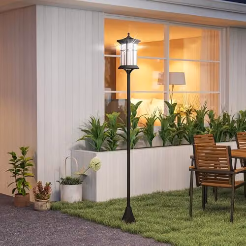 Outsunny 2 Pack Solar LED Outdoor Post Lights in Black with Cool White Light and IP44 Waterproof Rating – 8